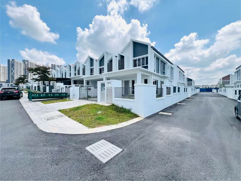 2-storey Terraced House for Sale in Kajang (Selangor) - Hazwan Hilmi - Exterior - PropertyGuru.com.my