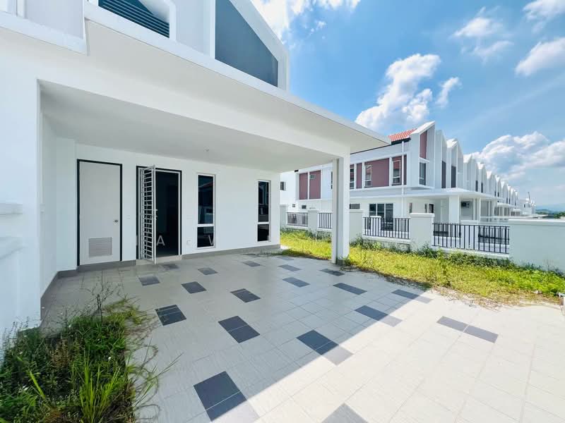 2-storey Terraced House for Sale in Kajang (Selangor) - Hazwan Hilmi - Exterior - PropertyGuru.com.my
