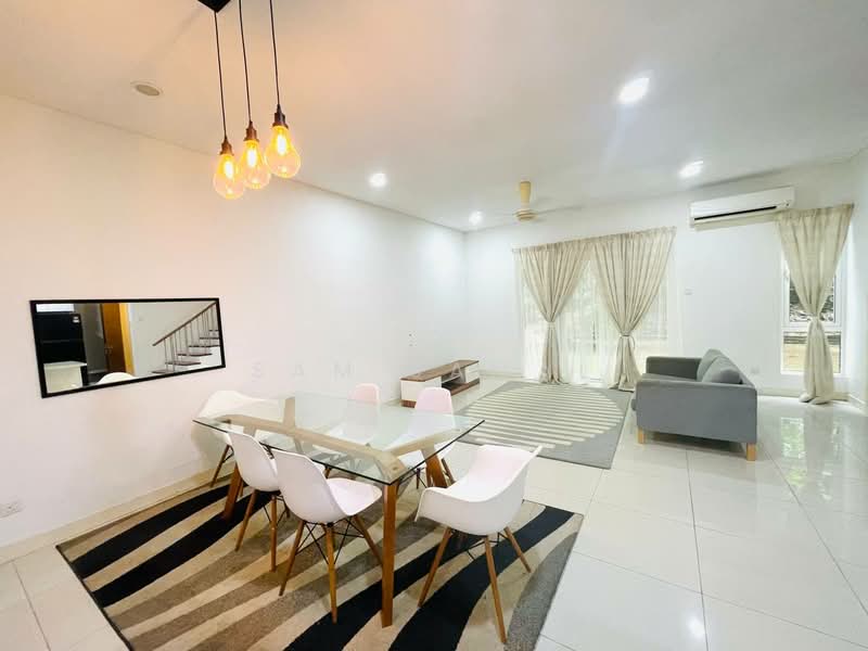Rumah Teres 2 Tingkat untuk Disewa di Ulu Kelang (Kuala Lumpur) - Sam Jamal - Living Room - PropertyGuru.com.my