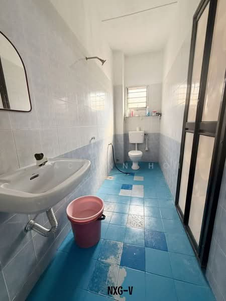 Rumah Teres 2 Tingkat untuk Dijual di Taman Sentosa (Klang) - Zackinn Hoi - Bathroom - PropertyGuru.com.my
