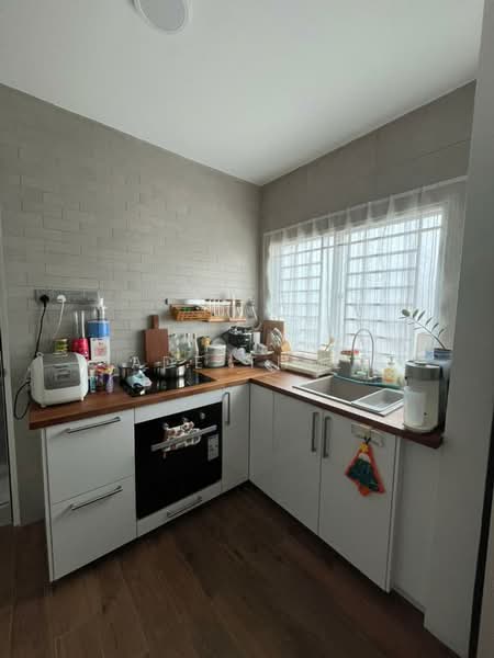 Townhouse for Sale in Bandar Damai Perdana (Cheras) - Jade Thiew - Kitchen - PropertyGuru.com.my