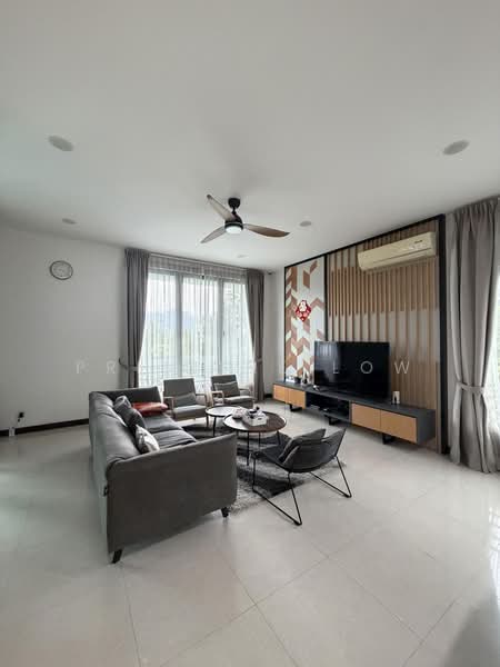 Rumah Berkembar untuk Disewa di Taman Equine (Seri Kembangan) - Pristine Low - Living Room - PropertyGuru.com.my
