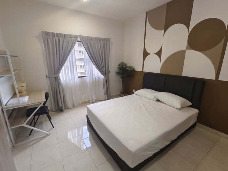Kondominium untuk Disewa di Pelangi Utama - Ivan Lum - Bedroom - PropertyGuru.com.my