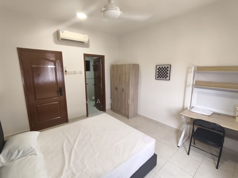Kondominium untuk Disewa di Pelangi Utama - Ivan Lum - Bedroom - PropertyGuru.com.my