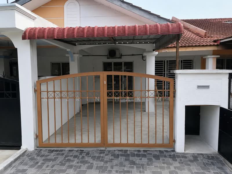 Rumah Teres 1-Tingkat untuk Dijual di Bandar Melawati (Kuala Selangor) - Nazrin Hakimin - Exterior - PropertyGuru.com.my