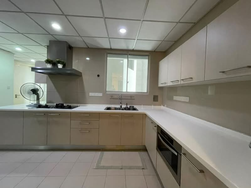 Condominium for Rent at 28 Mont Kiara @ MK28 - Jovie Lim - Kitchen - PropertyGuru.com.my