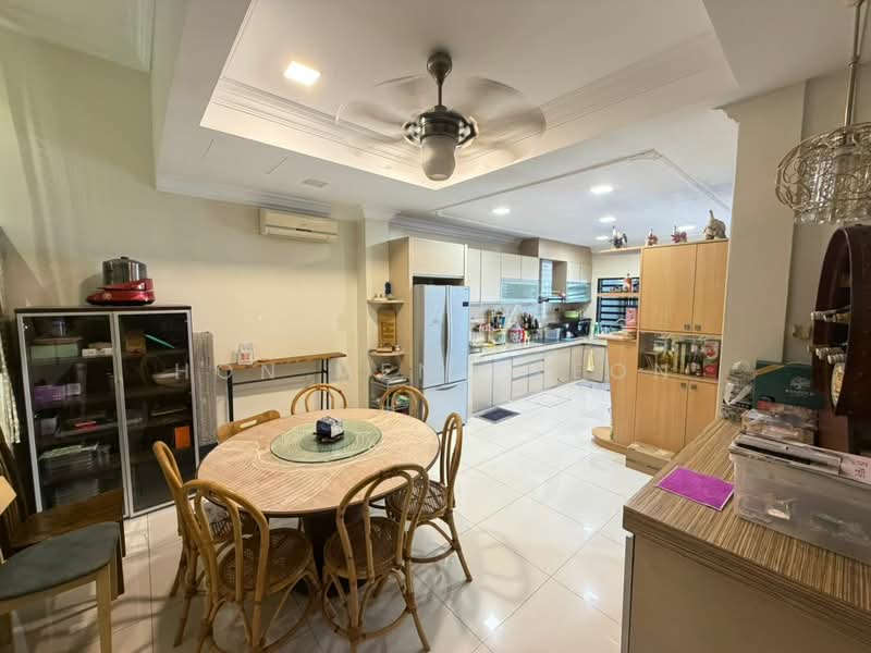 2-storey Terraced House for Sale in Taman Desa (Kuala Lumpur) - Hon Meng Leon - Kitchen - PropertyGuru.com.my