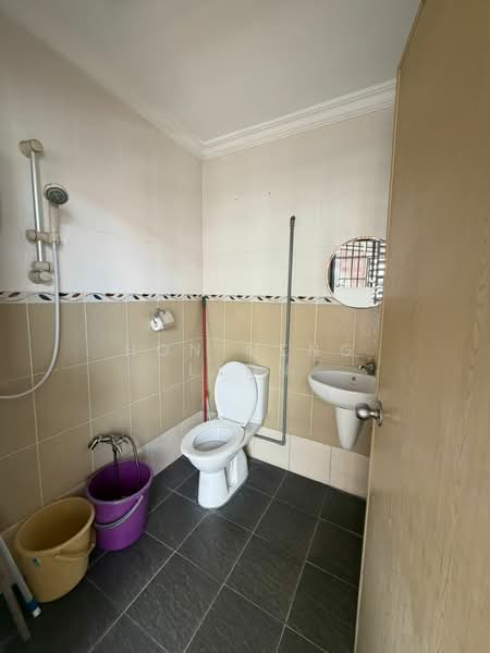 2-storey Terraced House for Sale in Taman Desa (Kuala Lumpur) - Hon Meng Leon - Bathroom - PropertyGuru.com.my