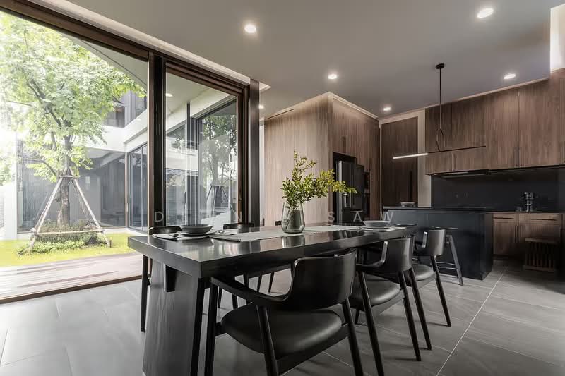 Rumah Berkembar untuk Dijual di Bandar Seri Putra (Bangi) - Dennis Saw - Kitchen - PropertyGuru.com.my