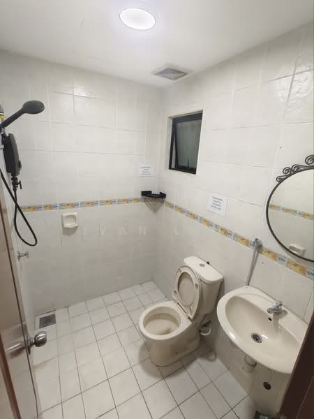 Kondominium untuk Disewa di Pelangi Utama - Ivan Lum - Bathroom - PropertyGuru.com.my
