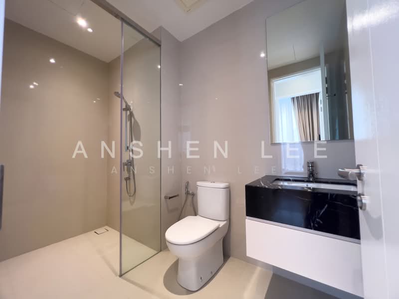 Kediaman Servis untuk Dijual di Pavilion Ceylon Hill - Anshen Lee - Bathroom - PropertyGuru.com.my