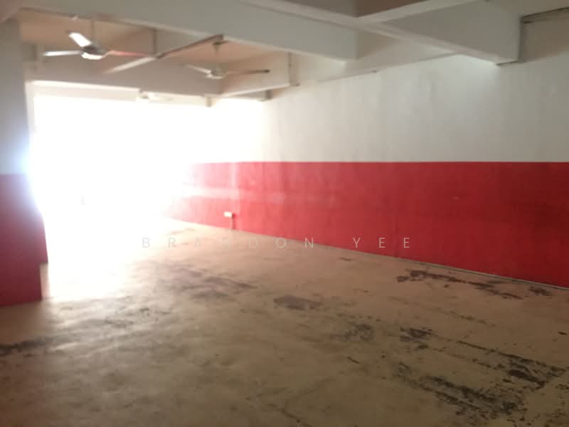 Kedai untuk Disewa di Kampung Baru Seri Kembangan (Seri Kembangan) - Brandon Yee - Interior - PropertyGuru.com.my