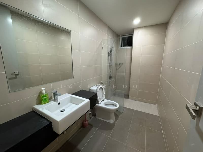 Kondominium untuk Disewa di Tropicana Bay Residences - Jake Khoo - Bathroom - PropertyGuru.com.my