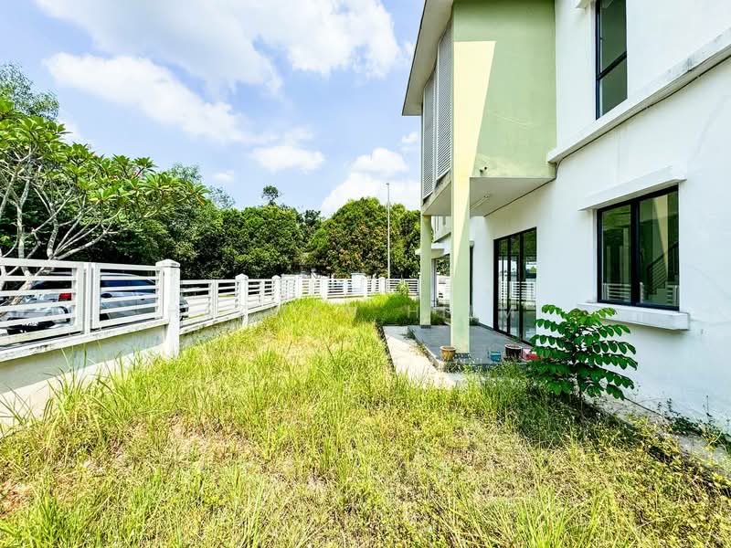 Rumah Teres 2 Tingkat untuk Dijual di Abadi Heights (Puchong) - Hazwan Hilmi - Exterior - PropertyGuru.com.my