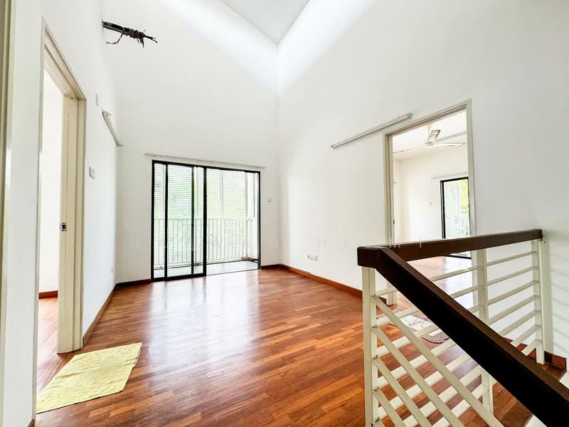 Rumah Teres 2 Tingkat untuk Dijual di Abadi Heights (Puchong) - Hazwan Hilmi - Living Room - PropertyGuru.com.my