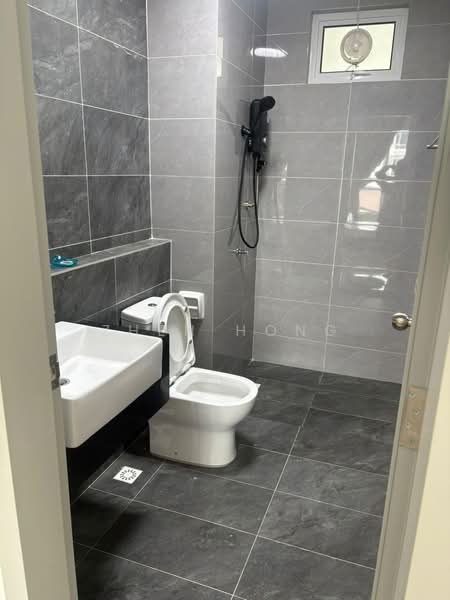 Kondominium untuk Disewa di Lucerne Residences - Zhen Hong - Bathroom - PropertyGuru.com.my