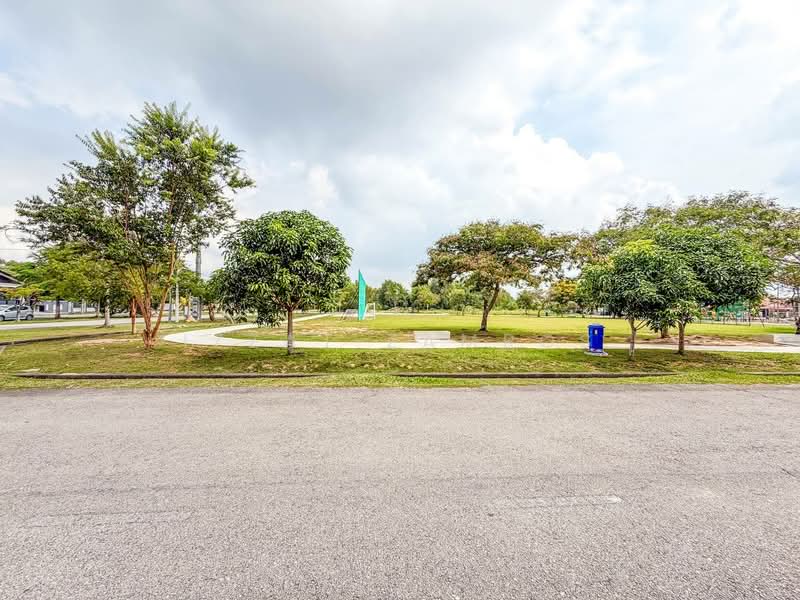 Semi-Detached House for Sale in Dengkil (Selangor) - Izzat Zamros - Exterior - PropertyGuru.com.my