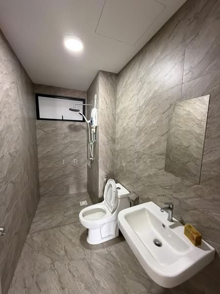 Kondominium untuk Disewa di The Hamstead, Desa Tun Razak - Iris Lee - Bathroom - PropertyGuru.com.my