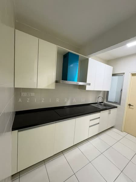 Condominium for Sale at Aspire Residence - Azizirrahim . - Kitchen - PropertyGuru.com.my