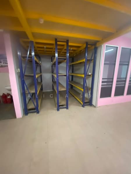 Shop for Rent in Kota Kemuning (Shah Alam) - Alicia Soo - Interior - PropertyGuru.com.my