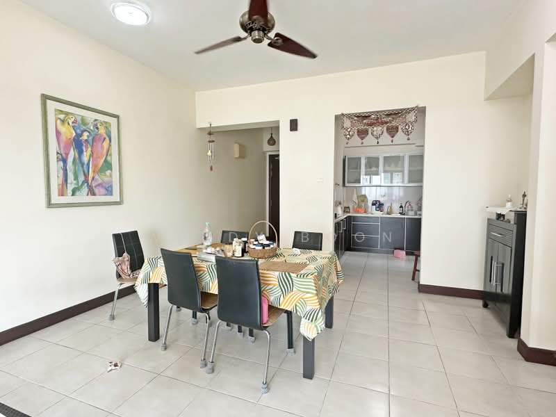 Kondominium untuk Dijual di Puteri Palma Condominiums - Wendy Boon - Dining Room - PropertyGuru.com.my
