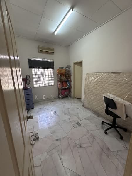 Bungalow for Sale in Kota Emerald (Rawang) - Kenny Yu - Bedroom - PropertyGuru.com.my