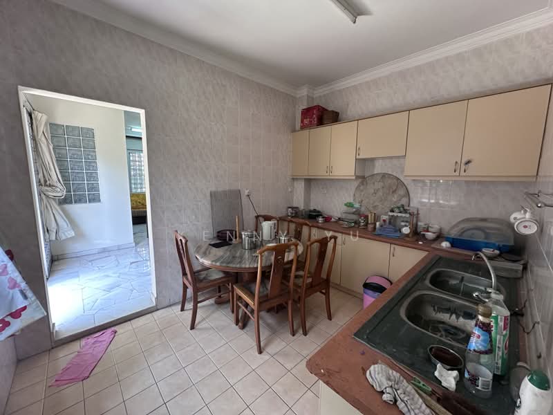 Bungalow for Sale in Kota Emerald (Rawang) - Kenny Yu - Kitchen - PropertyGuru.com.my