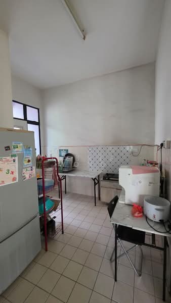 2-storey Terraced House for Sale in Kota Bayuemas (Klang) - Tabris Wong - Kitchen - PropertyGuru.com.my