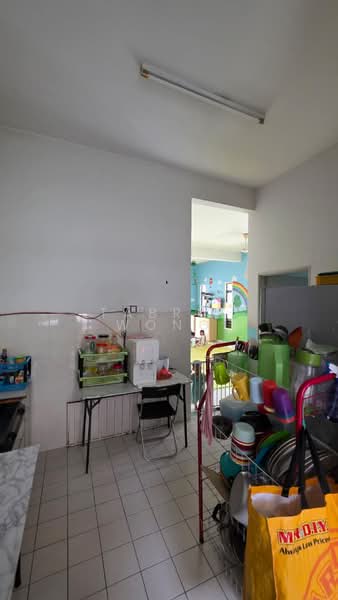 2-storey Terraced House for Sale in Kota Bayuemas (Klang) - Tabris Wong - Kitchen - PropertyGuru.com.my