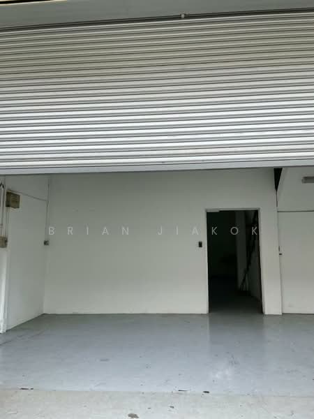 Factory for Rent in Sungai Buloh (Selangor) - Brian JiaKok - Entrance - PropertyGuru.com.my