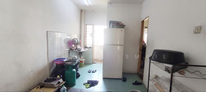 Apartment for Sale at Pangsapuri Samudera - Shahidan Ismail - Kitchen - PropertyGuru.com.my