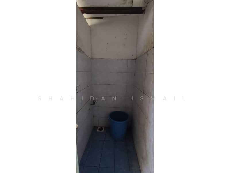 Apartment for Sale at Pangsapuri Samudera - Shahidan Ismail - Bathroom - PropertyGuru.com.my