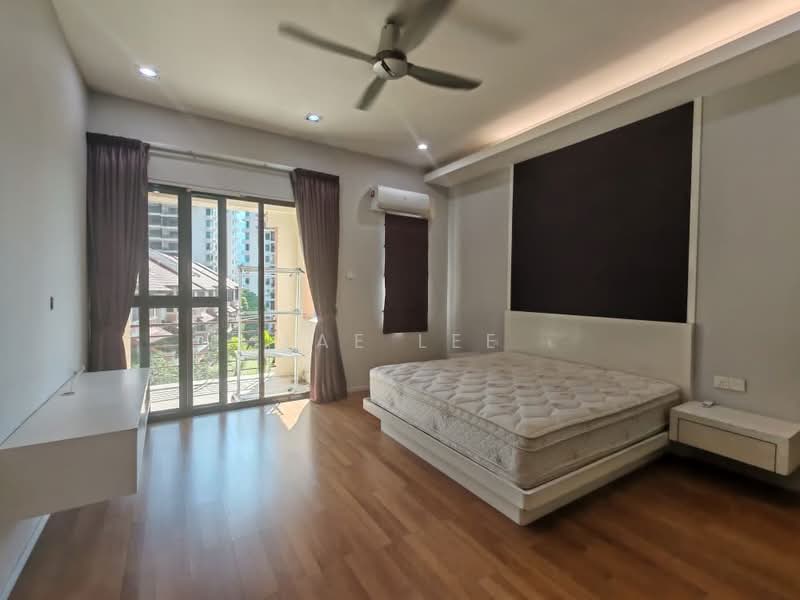 3-storey Terraced House for Sale in Tanjung Bungah (Penang) - Jae Lee - Bedroom - PropertyGuru.com.my
