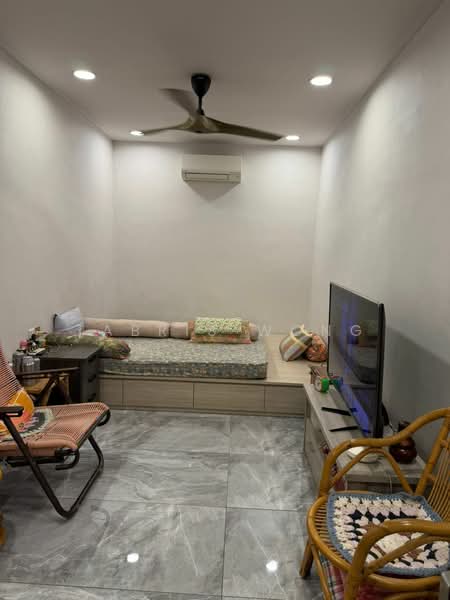 2-storey Terraced House for Sale in Kota Bayuemas (Klang) - Tabris Wong - Living Room - PropertyGuru.com.my