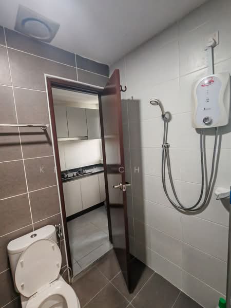 Service Residence for Rent at KSL Residence @ Daya - Kelly Chong - Bathroom - PropertyGuru.com.my