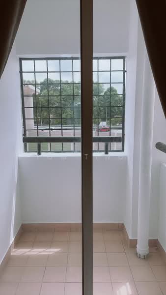 Kondominium untuk Disewa di D'aman Crimson - Tom Ting - Balcony - PropertyGuru.com.my