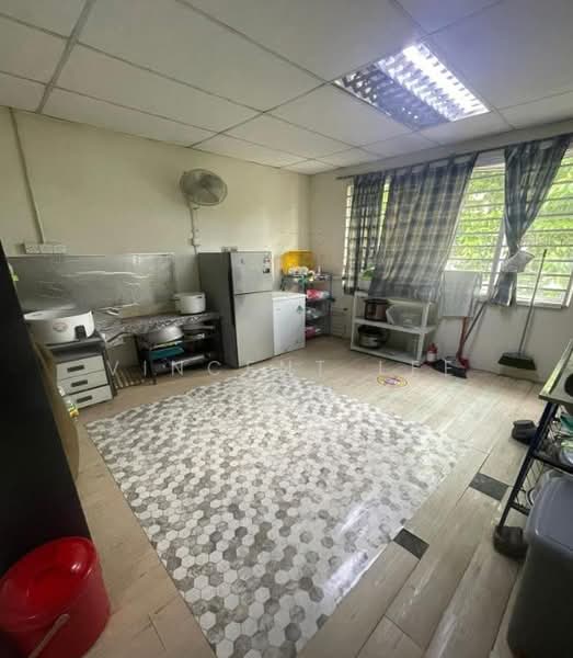 Shop for Rent in Taman Bunga Kantan (Kajang) - Vincent Lee - Kitchen - PropertyGuru.com.my