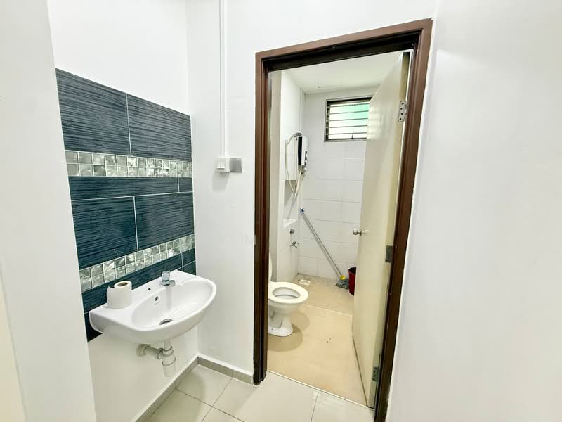 Cluster House for Rent in Iskandar Puteri (Nusajaya) (Johor) - Kym Kee - Bathroom - PropertyGuru.com.my