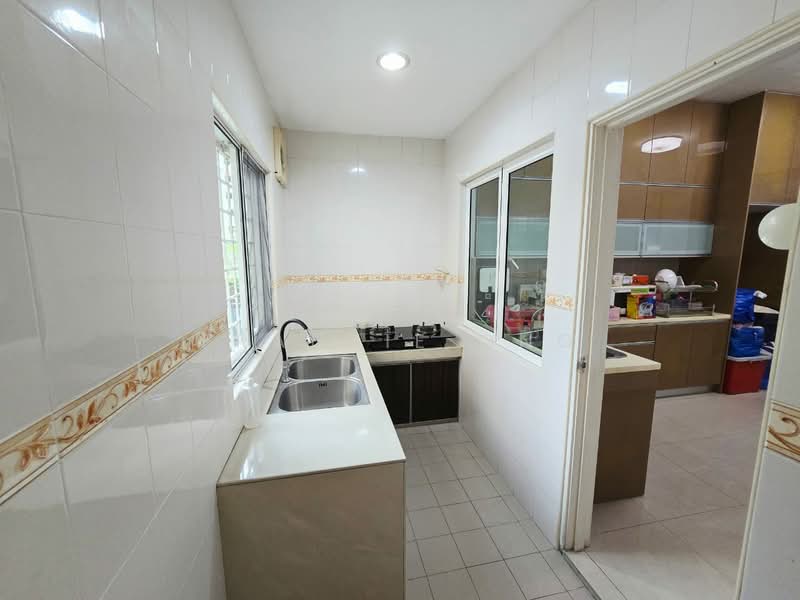 2.5-storey Terraced House for Sale in Taman Midah (Cheras) - Frankie Ong - Kitchen - PropertyGuru.com.my