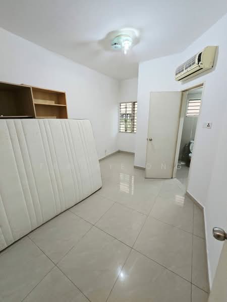 2.5-storey Terraced House for Sale in Taman Midah (Cheras) - Frankie Ong - Bedroom - PropertyGuru.com.my