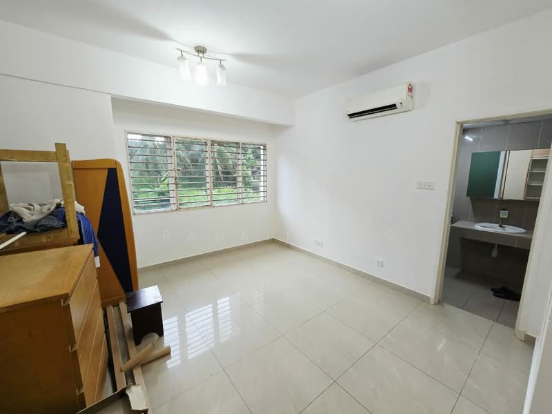 2.5-storey Terraced House for Sale in Taman Midah (Cheras) - Frankie Ong - Bedroom - PropertyGuru.com.my