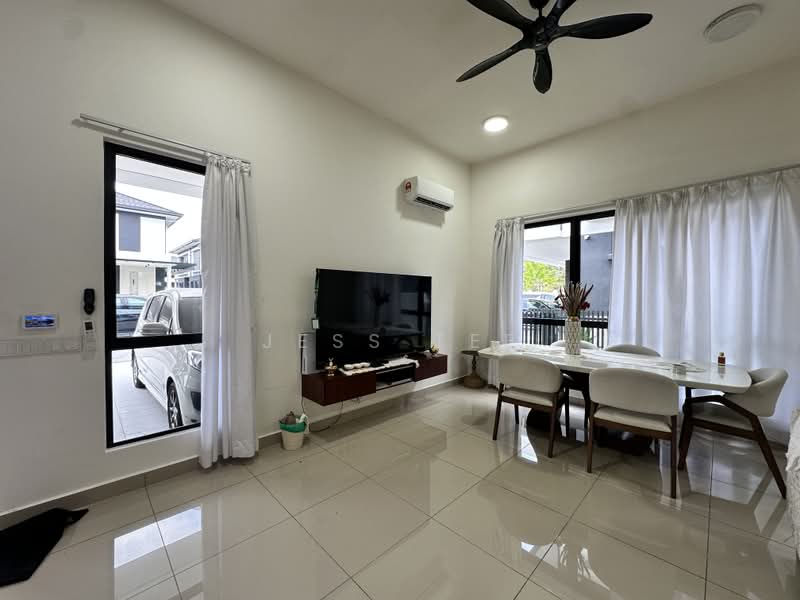 Rumah Berkembar untuk Dijual di Eco Ardence (Setia Alam) - Jess Tee - Living Room - PropertyGuru.com.my