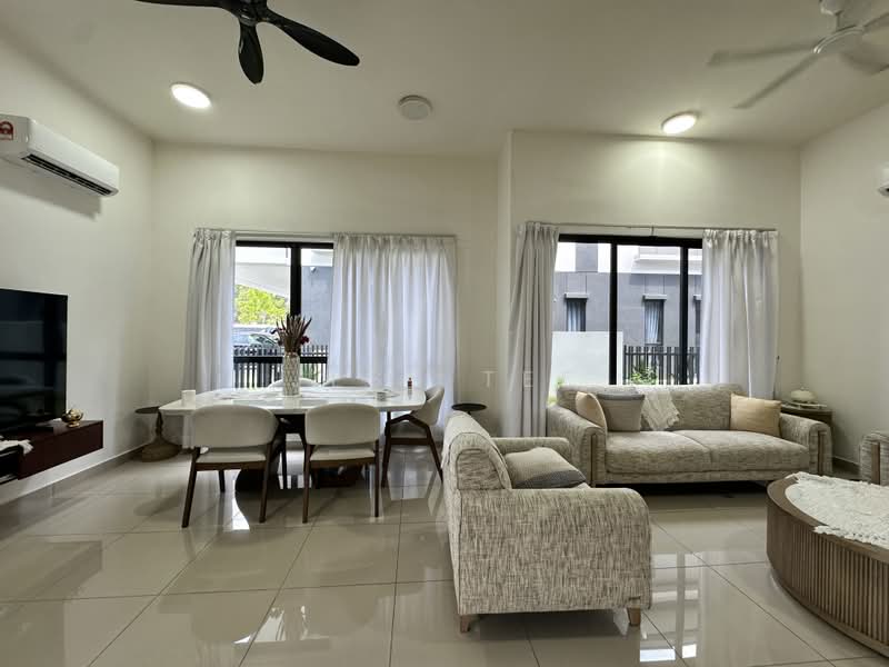 Rumah Berkembar untuk Dijual di Eco Ardence (Setia Alam) - Jess Tee - Living Room - PropertyGuru.com.my