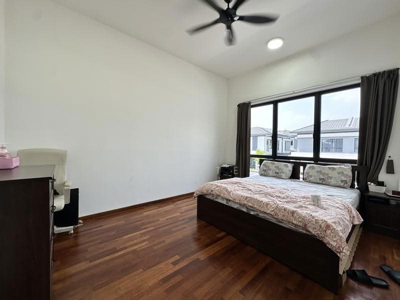 Rumah Berkembar untuk Dijual di Eco Ardence (Setia Alam) - Jess Tee - Bedroom - PropertyGuru.com.my