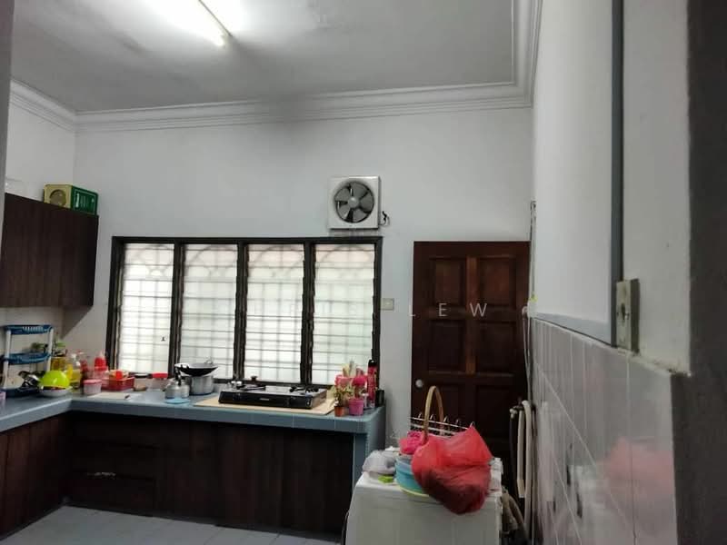 2-storey Terraced House for Sale in BANDAR PUCHONG JAYA (Puchong) - CHRIS LEW - Kitchen - PropertyGuru.com.my