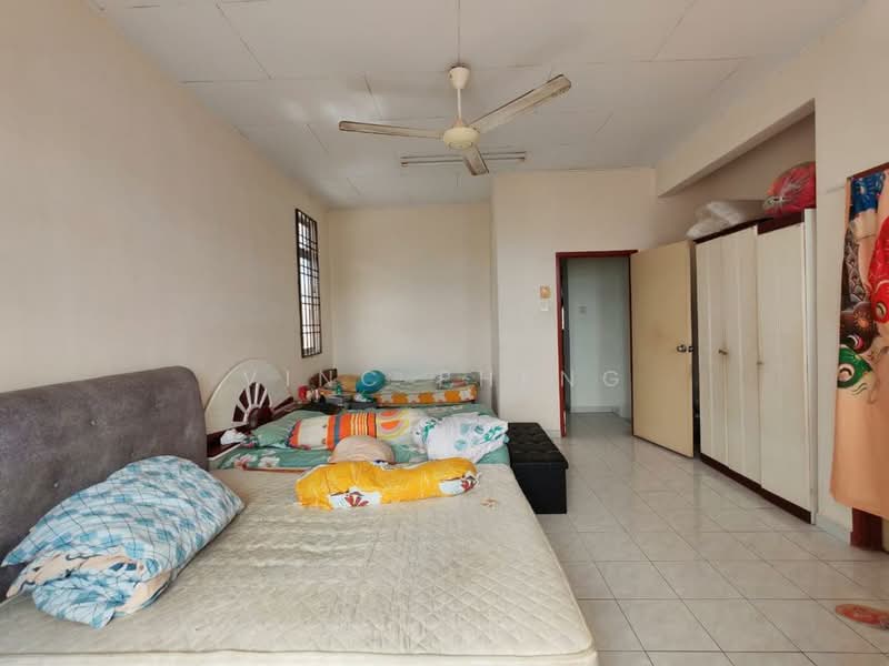 Rumah Teres untuk Dijual di Taman Muzaffar Heights (Bukit Katil) - Vinc Pheng - Bedroom - PropertyGuru.com.my