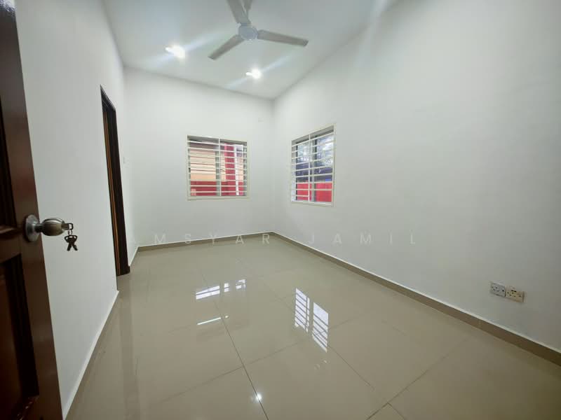 Bungalow for Rent in Kampung Idaman (Klang) - Amsyar Jamil - PropertyGuru.com.my