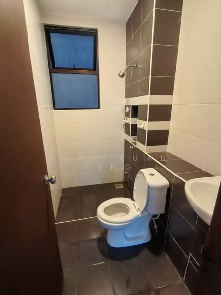 Pangsapuri untuk Disewa di Seri Austin Residence (Pangsapuri Seri Austin) - Hong Xuan Tang - Bathroom - PropertyGuru.com.my