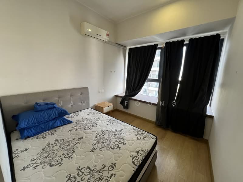 Condominium for Rent at Amberside @ Country Garden Danga Bay - James Foong - Bedroom - PropertyGuru.com.my