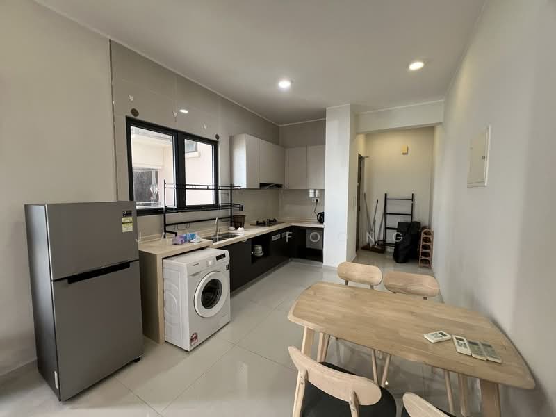 Condominium for Rent at Amberside @ Country Garden Danga Bay - James Foong - Kitchen - PropertyGuru.com.my